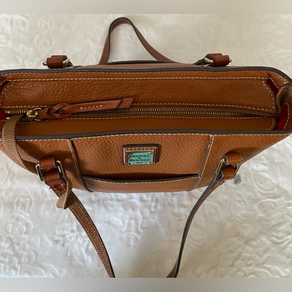 Dooney & Bourke pebbled leather tote - Picture 4 of 8